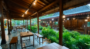 Kontraktor Cafe & Restoran Palangka Raya - RumahKayuJoglo.com